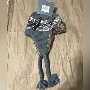Peruvian Trappers Hat #3, Unisex, Fair Isle Pattern. Gray
New w/ tag